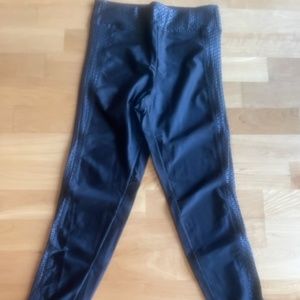 KORAL black leggings size M